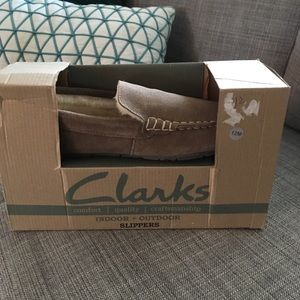 clarks mens indoor outdoor slippers